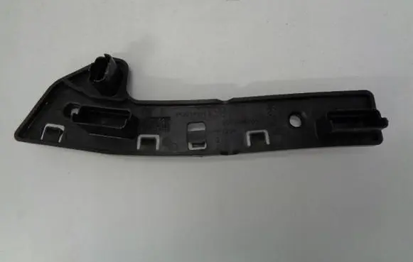 Peugeot Partner Fender mounting bracket 9680546880