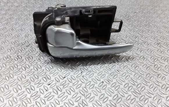 Nissan Almera N16 Rear door interior handle