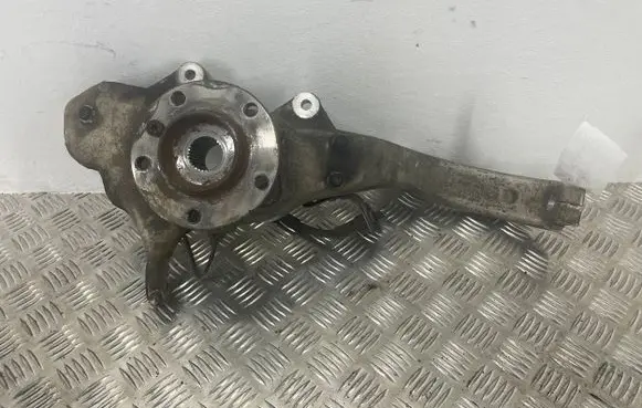 BMW X5 F15 Front wheel hub spindle knuckle 773773 6869370