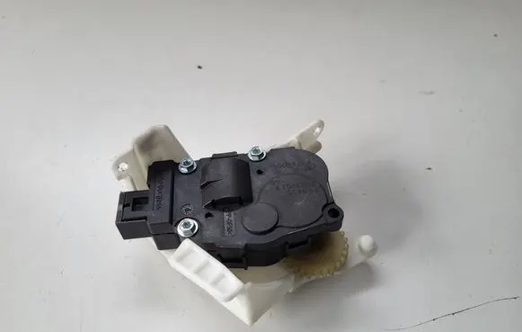Audi S5 Facelift A/C air flow flap actuator/motor K9749006