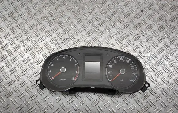 Volkswagen Jetta VI Speedometer (instrument cluster) 5C6920951 ZYS0003007 1141311635