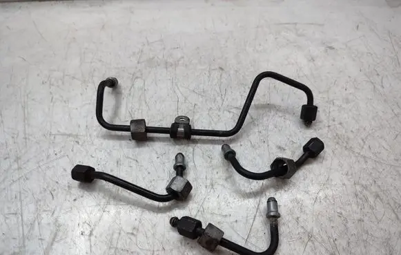 Mitsubishi Colt Fuel line pipe
