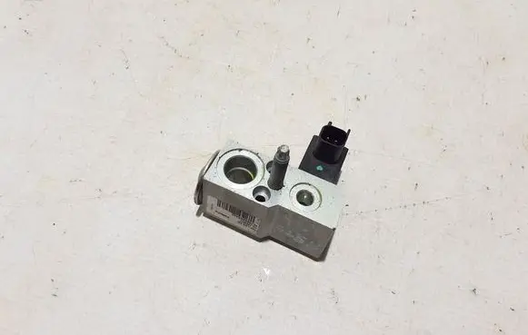 Air conditioning (A/C) expansion valve