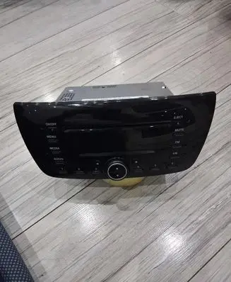 Fiat Doblo Radio/CD/DVD/GPS head unit 7355012410
