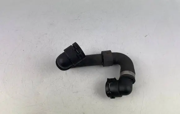 Mercedes-Benz E W213 Engine coolant pipe/hose A2135016000