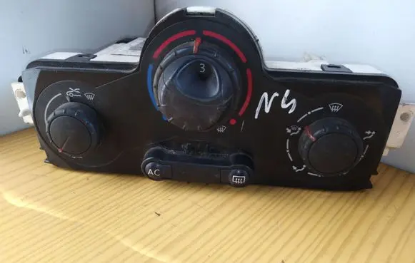 Renault Scenic II - Grand scenic II Climate control unit 69587003