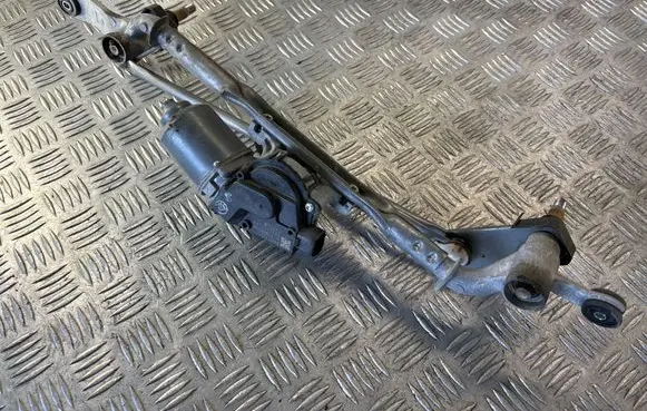 Front wiper linkage and motor