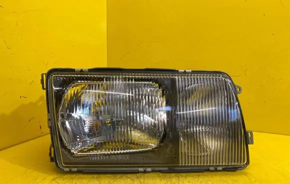 Mercedes-Benz S W126 Headlight/headlamp A1268209061