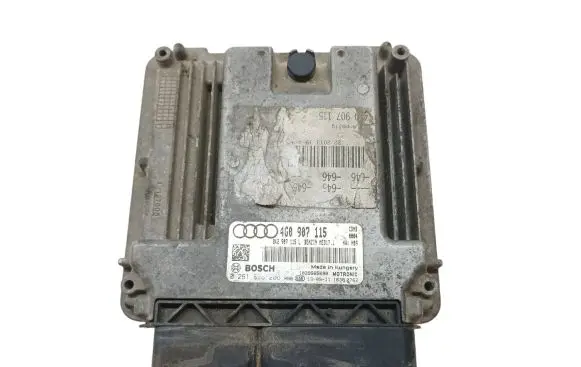 Audi A6 C7 Engine control unit/module 4G0907115