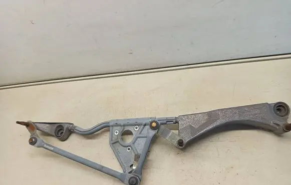 Mercedes-Benz CLK A209 C209 Front wiper linkage and motor A2038240205