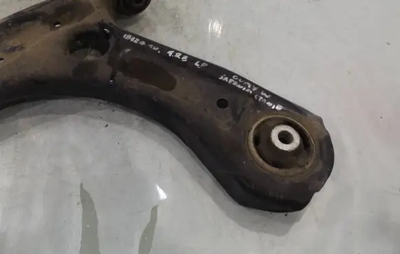 Seat Ibiza IV (6J,6P) Front control arm