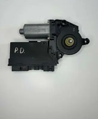 Audi A4 S4 B6 8E 8H Front door window regulator motor 8E1959802B 105841105 9700105991104