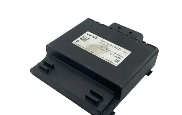 Audi A4 S4 B8 8K Voltage converter/converter module 8K0959663B