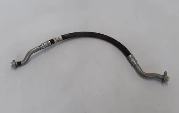 Volvo XC70 Air conditioning (A/C) pipe/hose 31332152