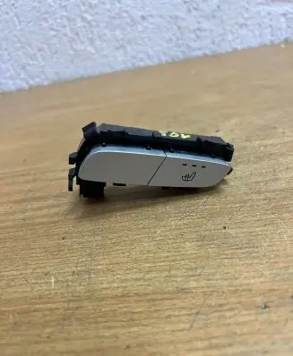 Mercedes-Benz GLC X253 C253 Seat heating switch A2059053218