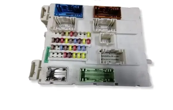 Ford Grand C-MAX Fuse module AV6N14A073FF V0532 053200000000V