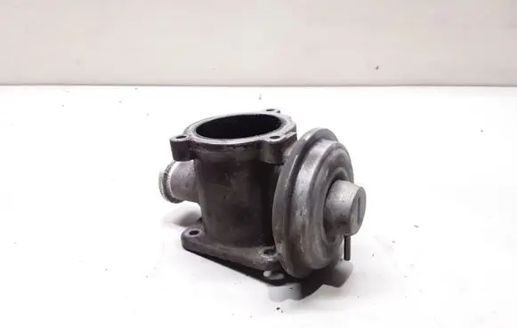 BMW 3 E90 E91 EGR valve 7791480