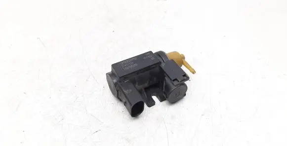 Volvo V70 Turbo solenoid valve 31401109