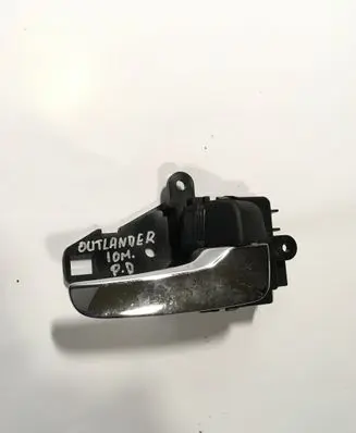 Mitsubishi Outlander Front door interior handle MN105360