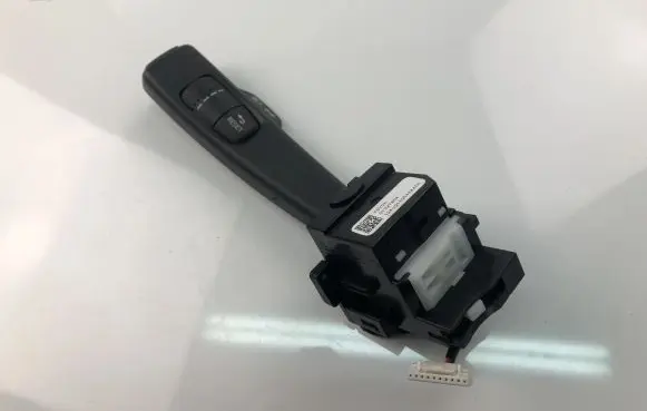 Volvo V40 Indicator stalk 31327904