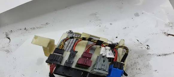 BMW 5 E60 E61 Engine control unit/module 0281015043 DDE781170001 030264967