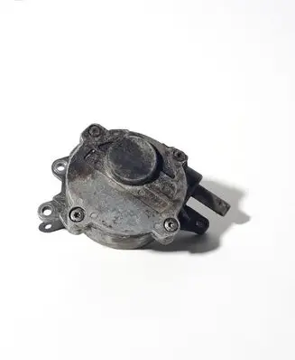 Mercedes-Benz E W211 Vacuum pump A6422300165