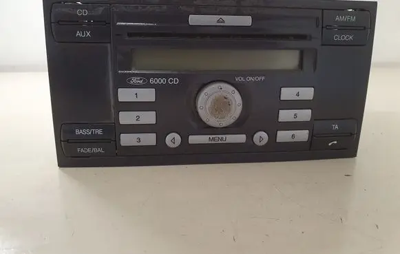 Radio/CD/DVD/GPS head unit