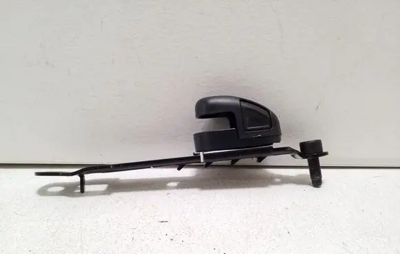Jeep Renegade Seat belt adjustment rail 07356111240