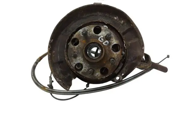 Rear wheel hub