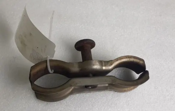 Muffler mount bracket/holder