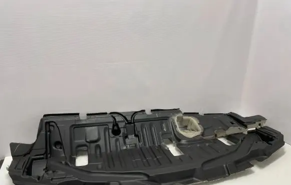 Mercedes-Benz CLS C257 Sound insulation of firewall A2576824400