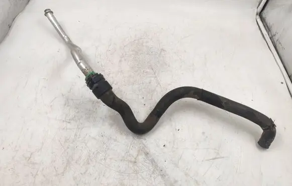 Opel Zafira B Heater radiator pipe/hose 643293970