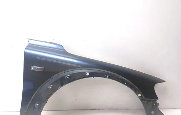 Volvo XC70 Fender