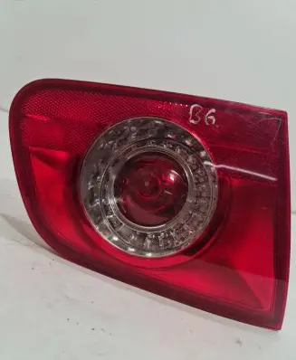 Volkswagen PASSAT B6 Tailgate rear/tail lights 272001