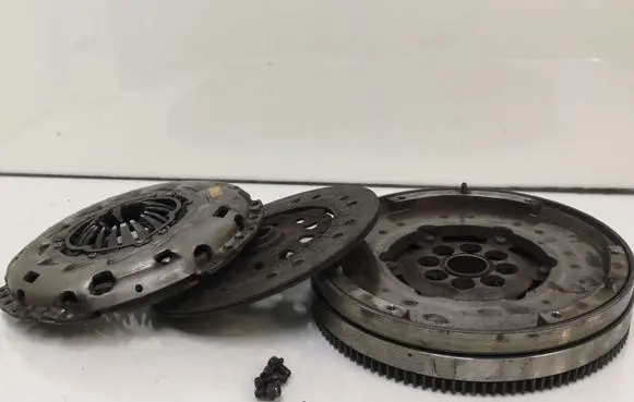 Mazda 6 Clutch set kit R2A116610A 081113021719 RF3016460B