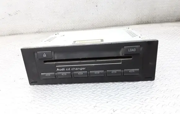 Audi A4 S4 B6 8E 8H CD/DVD changer 8E0035111C