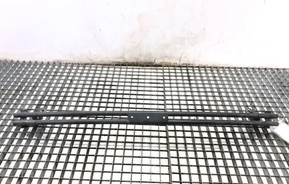 Suzuki Swift I Front bumper support beam 