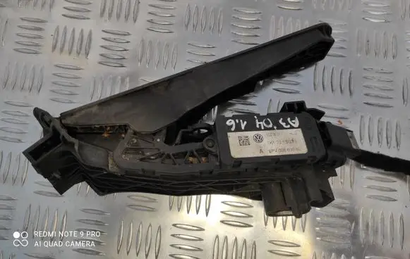 Audi A3 S3 8P Accelerator throttle pedal 1K1721503L