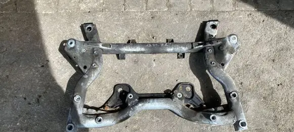 Mercedes-Benz C W204 Front subframe