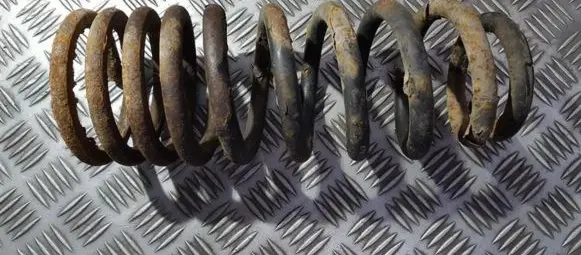 Mitsubishi Lancer Rear coil spring