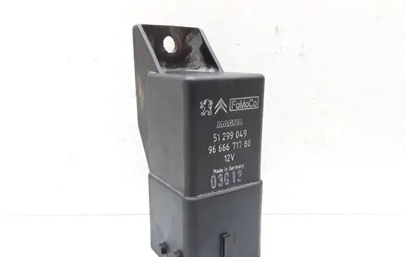 Volvo V40 Glow plug pre-heat relay 51299049 9666671780