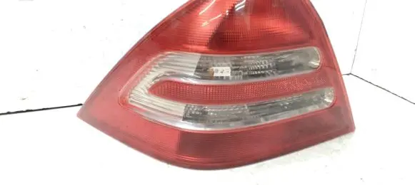 Mercedes-Benz C W203 Rear/tail lights 3311