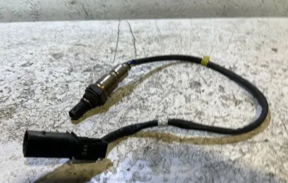Volkswagen Polo V 6R Lambda probe sensor 030906262D