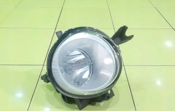 Volkswagen Touareg I Front fog light 7P6941700E WP5