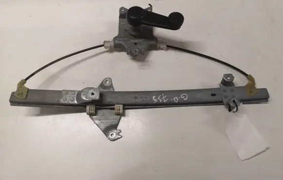 Rear door manual window regulator