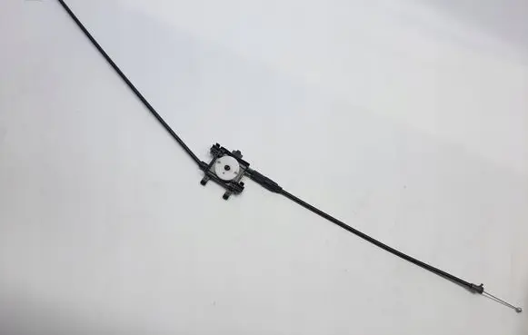 Engine bonnet/hood lock release cable