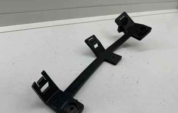 Tesla Model X Headlight/headlamp mounting bracket 104695700F