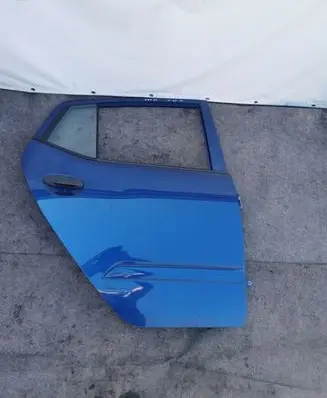 Hyundai i10 Rear door