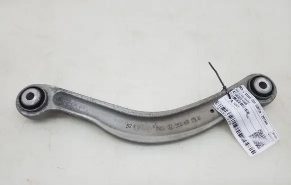 Mercedes-Benz C W204 Rear control arm A2043501506