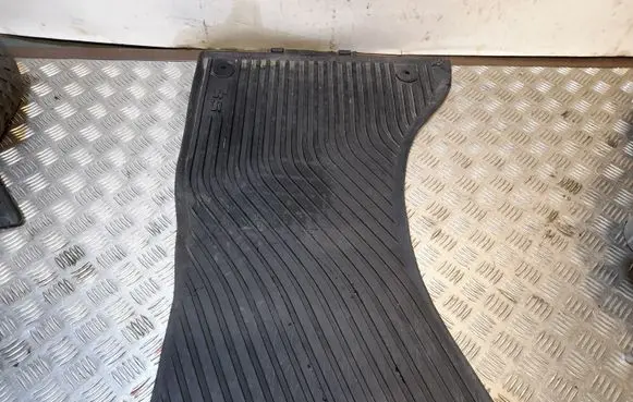 Audi S5 Front floor mat 8T1061501A